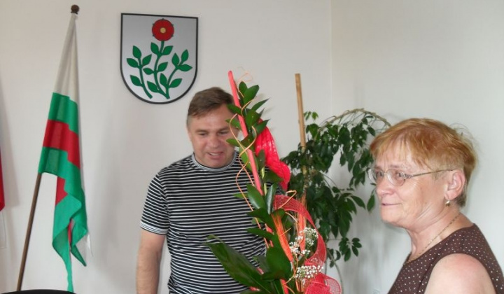 1. fotografia fotogalérie Poďakovanie dlhoročnej knihovníčke