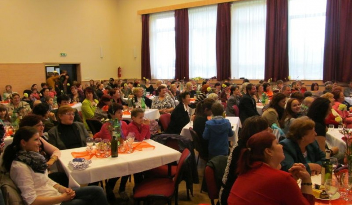 1. fotografia fotogalérie Den matiek 11.05.2014