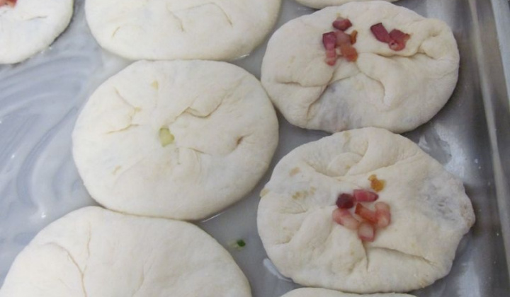 11. fotografia fotogalérie Babka varila a radila