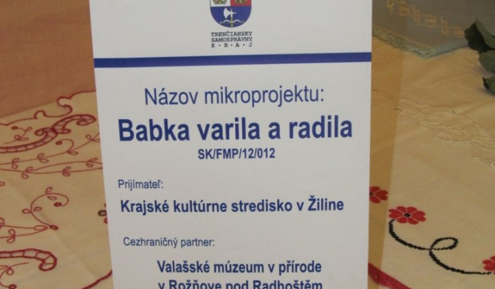 17. fotografia fotogalérie Babka varila a radila