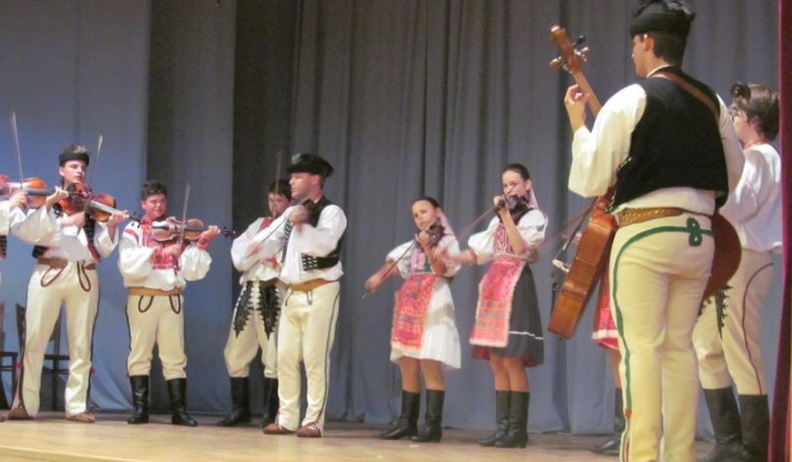 18. fotografia fotogalérie Deň matiek 2013