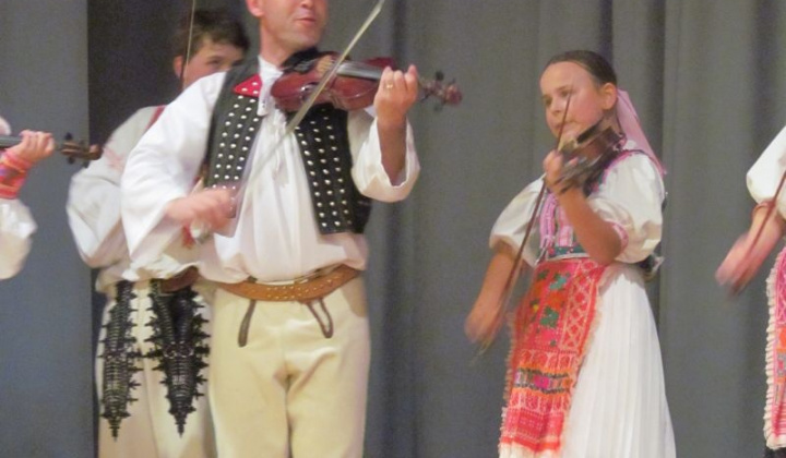 19. fotografia fotogalérie Deň matiek 2013