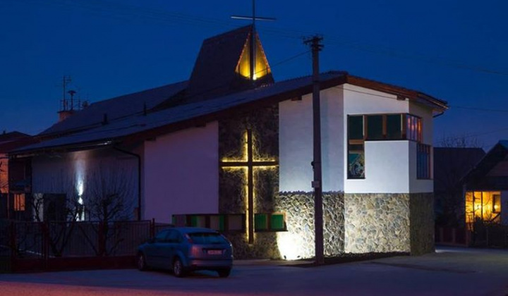 9. fotografia fotogalérie Kostol pred požehnaním 02.04.20105