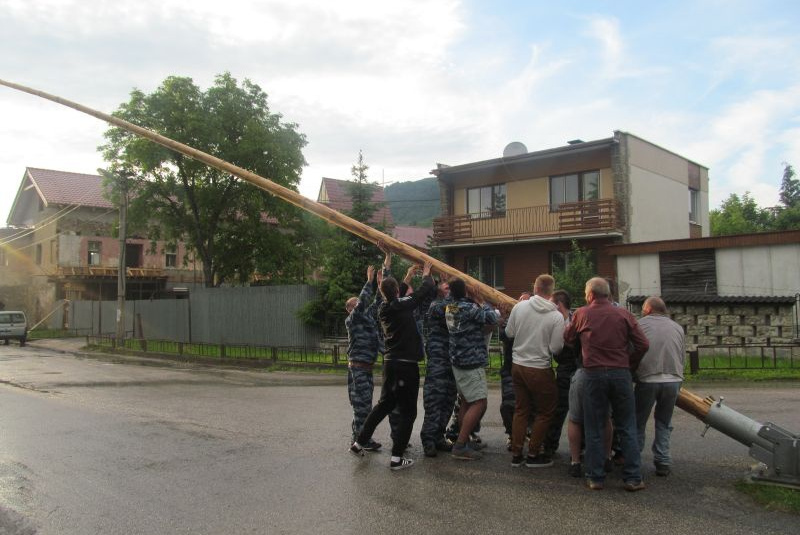 Váľanie mája 30.05.2015