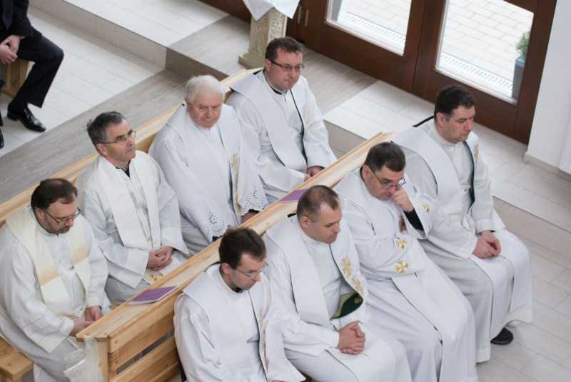 Pozehnanie noveho kostola 06.04.2015