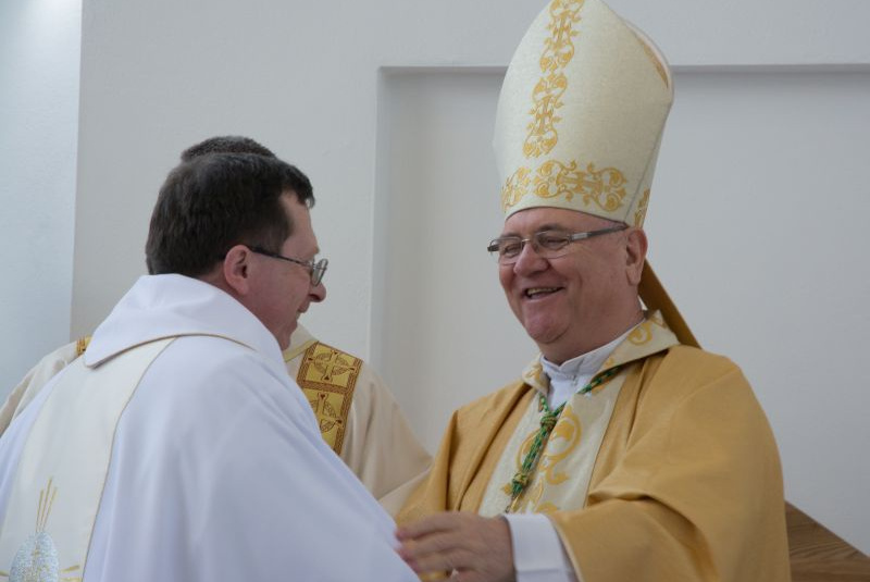 Pozehnanie noveho kostola 06.04.2015