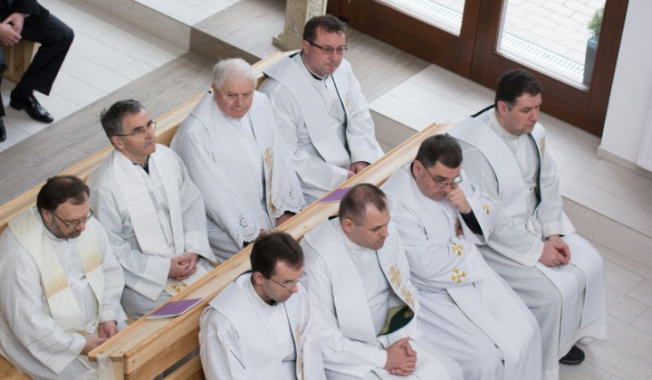 10. fotografia fotogalérie Pozehnanie noveho kostola 06.04.2015