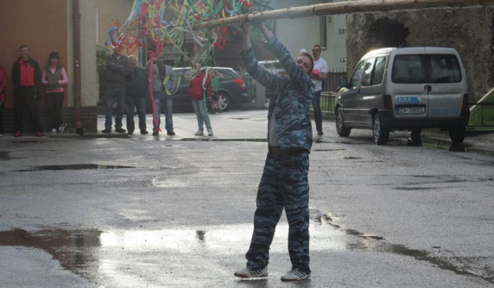 4. fotografia fotogalérie Váľanie mája 30.05.2015