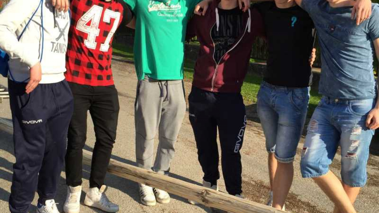 Fotografia fotogalérie Stavanie mája 30.04.2016