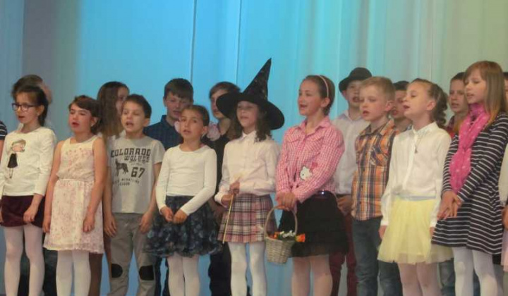 15. fotografia fotogalérie Deň matiek 08.05.2016