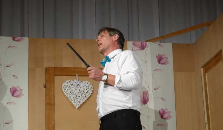 16. fotografia fotogalérie Divadlo zo Strečna_Dokonalá svadba_04.02.2017