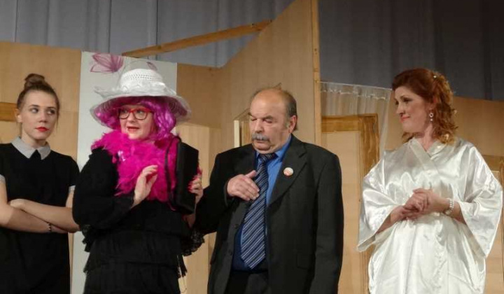 21. fotografia fotogalérie Divadlo zo Strečna_Dokonalá svadba_04.02.2017