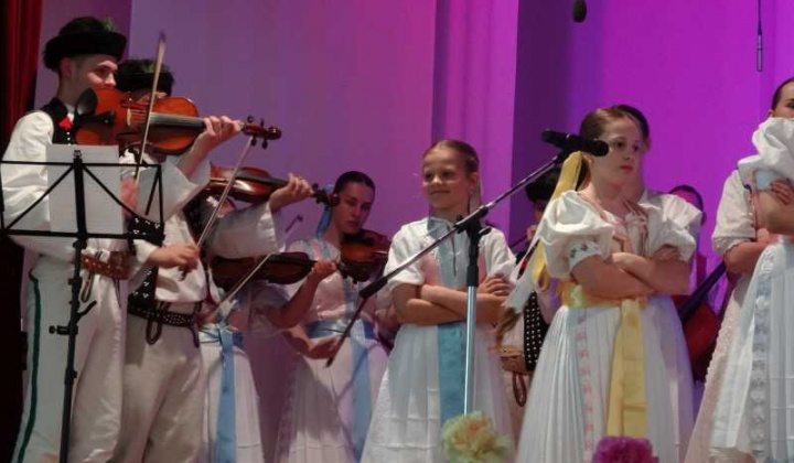 19. fotografia fotogalérie Deň matiek_15.05.2017