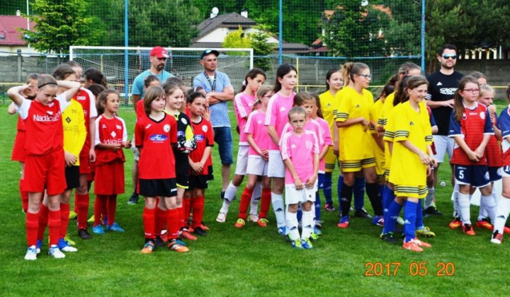 3. fotografia fotogalérie Dievčatá turnaj Bardejov