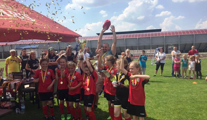 7. fotografia fotogalérie Dievčatá turnaj Bardejov