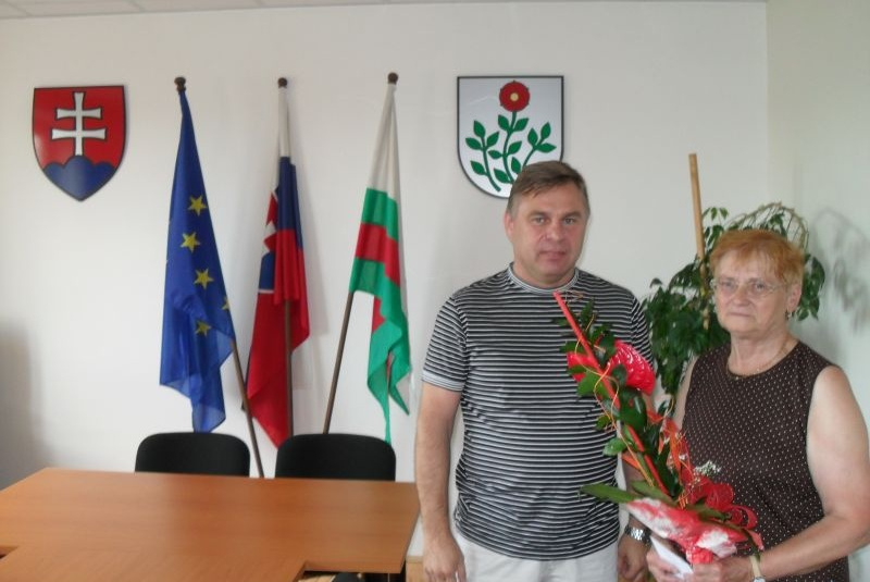 Poďakovanie dlhoročnej knihovníčke