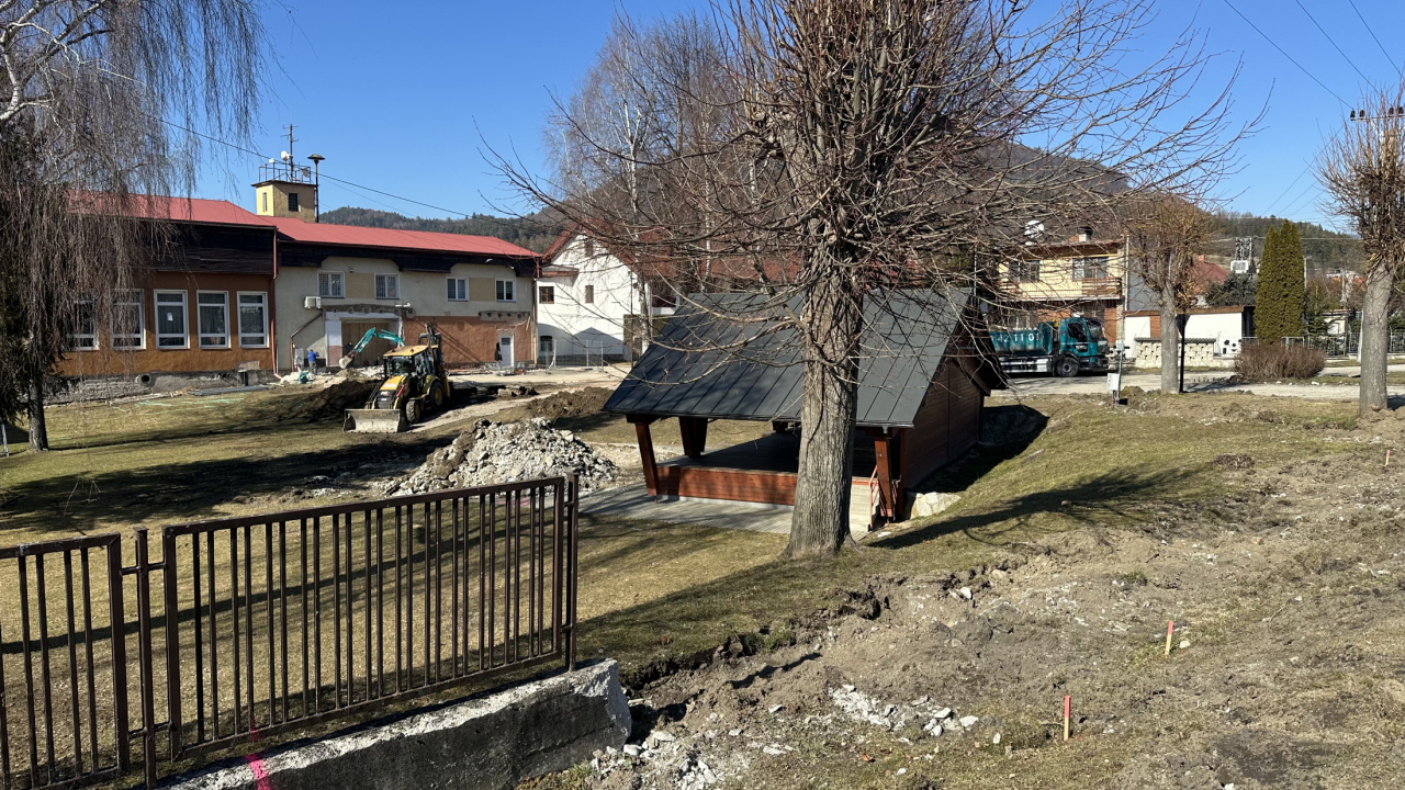 Fotografia fotogalérie Prerábka centrum obce Nededza 2025