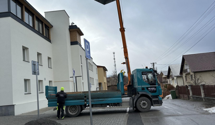 8. fotografia fotogalérie Aktuality / Osadili sme novú dominantu našej obce - foto